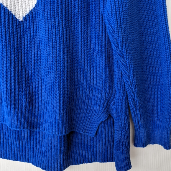 EXPRESS chunky oversized colorblock royal blue ribbed knit crewneck sweater - Picture 7 of 8
